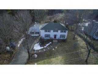 17 Ffrost Dr, Lee, NH