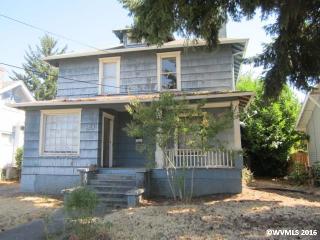 410 2nd St, Silverton, OR 97381