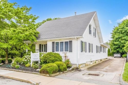 27 East Ave, Westerly, RI
