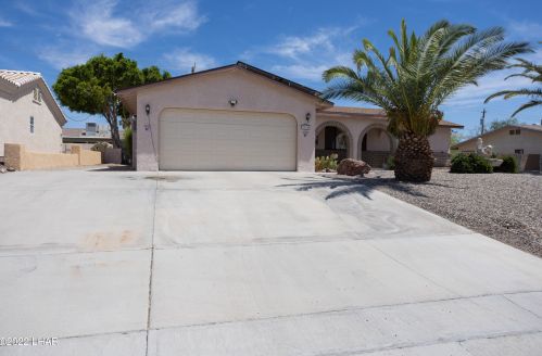 2760 War Eagle Dr, Lake Havasu City, AZ