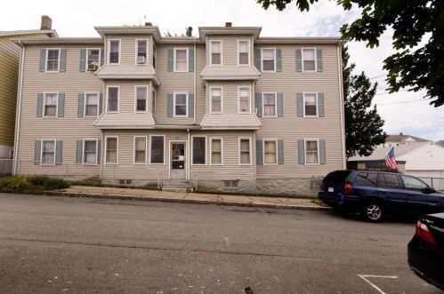 181 Division St, Fall River, MA