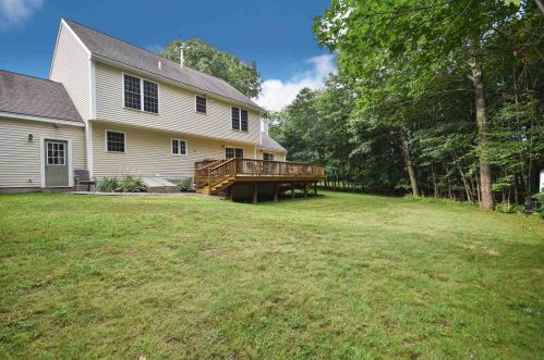 45 Wildewood Ln, Dover, NH