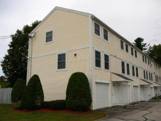 26 Lowell St, Rochester, NH 03867