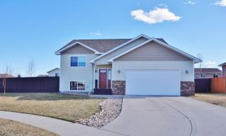 10090 Willmington Dr, Summerset, SD