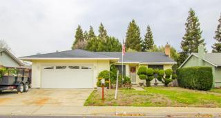 880 La Cruz Ln, Vacaville, CA