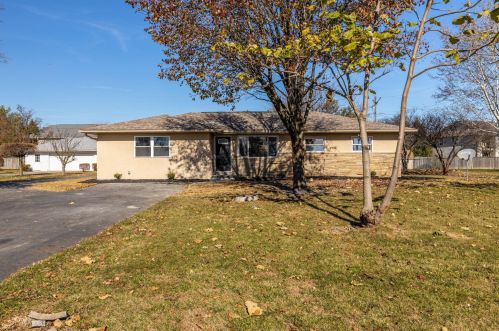 5726 Alkire Rd, Galloway, OH 43119