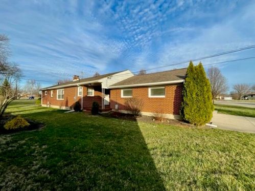 2541 Derr Rd, Springfield, OH