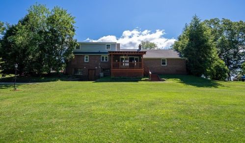 1393 Piper Rd, West Springfield, MA 01089
