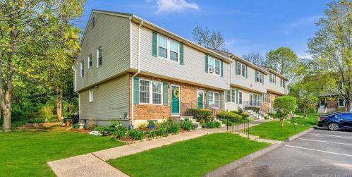 11 Countryside Ln, Middletown, CT