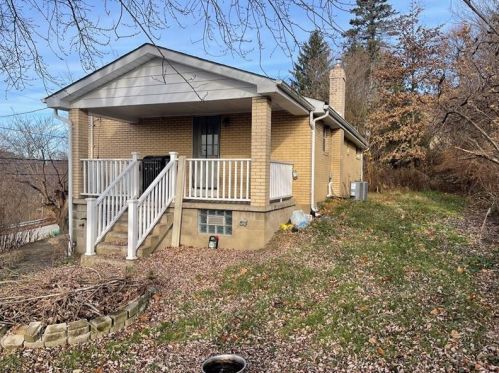 2720 Mount Troy Rd, Pittsburgh, PA
