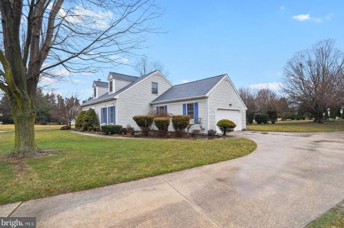 401 Falcon Dr, Camden-Wy, DE