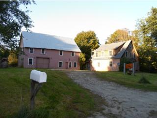 815 Peaked Hill Rd, Bridgewater, NH