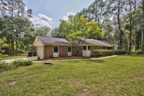3141 Shannon Lakes Dr, Tallahassee, FL 32309