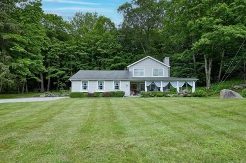 262 Old Route 55, Poughquag, NY 12570