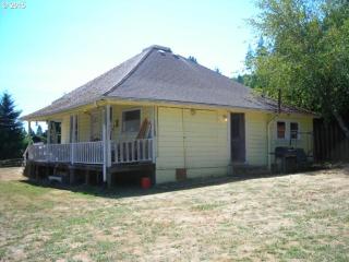 32915 Peak Rd, Scappoose, OR 97056