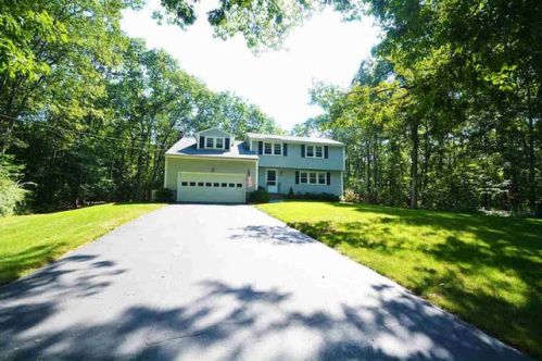 35 Ffrost Dr, Lee, NH