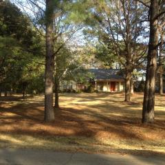 12 Deerfield Dr, Madison, MS