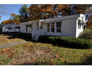 22 River Ledge Dr, Goffstown, NH