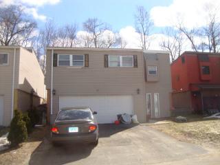 53 Inverness Ln, Middletown, CT