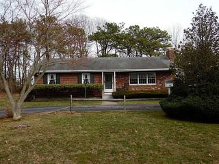 47 Apache Dr, Westerly, RI