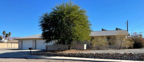 2230 Havasupai Blvd, Lake Havasu City, AZ 86403