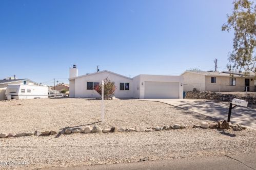 2193 Barranca Dr, Lake Havasu City, AZ 86403