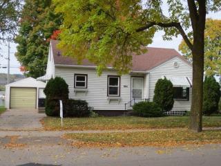 824 10th Ave, Wausau, WI 54401