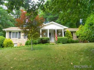 228 Balsam Rd, Hendersonville, NC