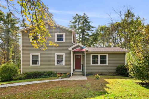 240 Blackwater Rd, Dover, NH