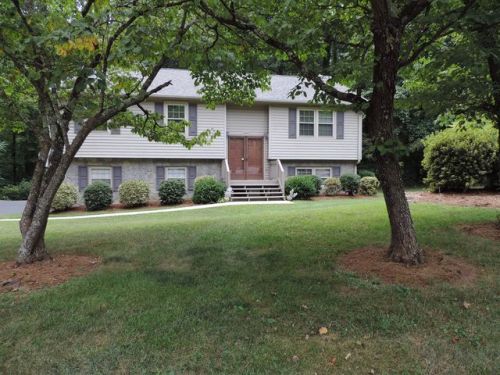 5917 Bethania Tobaccoville Rd, Vienna, NC