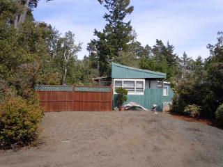 200 Huckleberry Ln, Florence, OR 97439