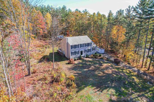 56 Juniper Dr, Goffstown, NH