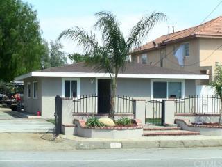9815 Locust Ave, Bloomington, CA