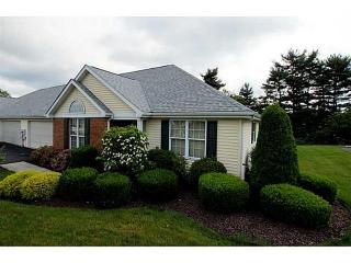 9 Overview Dr, Greensburg, PA 15601