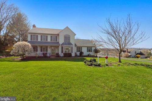 150 Manor Rd, Red Lion, PA 17356