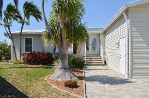 17740 Canal Cove Ct, Fort Myers Beach, FL 33931