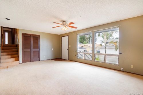 94160 Puanane Loop, Mililani, HI