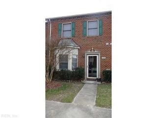 729 Creekside Cres, Chesapeake, VA