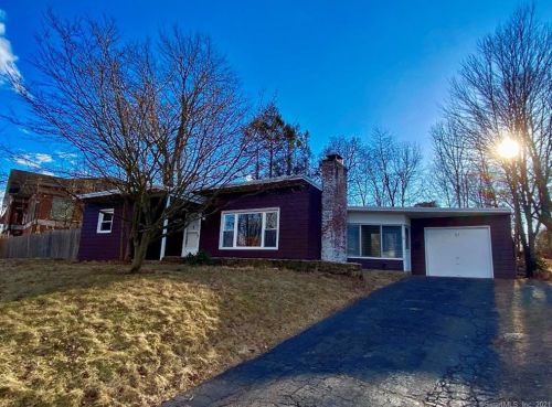 21 Peck Rd, Middletown, CT