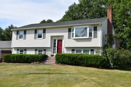 33 Toftree Ln, Dover, NH