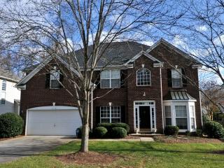 9338 Autumn Applause Dr, Charlotte, NC 28277