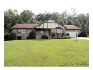 121 Mountain Valley Dr, Hendersonville, NC