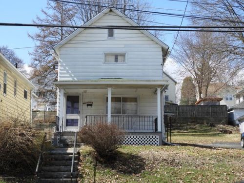 806 Valley Ave, Olyphant, PA 18447