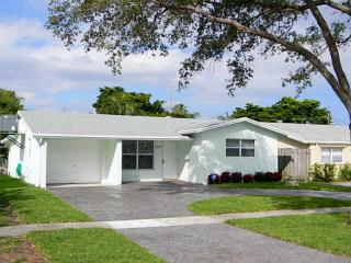 5409 Madison St, Hollywood, FL