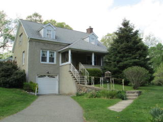 208 Litchfield Rd, Torrington, CT