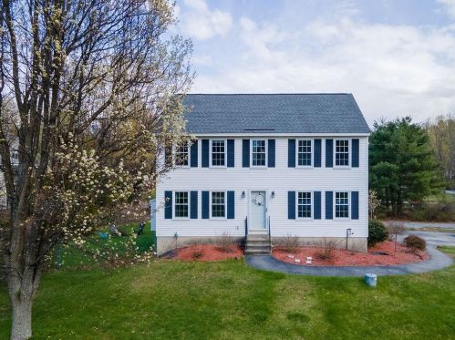 9 Mountain Rd, Goffstown, NH