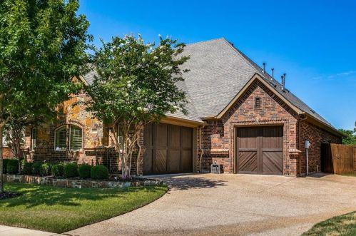8505 High Point Ct, Fort Worth, TX 76182