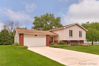 1958 Brentwood Ln, Wheaton, IL