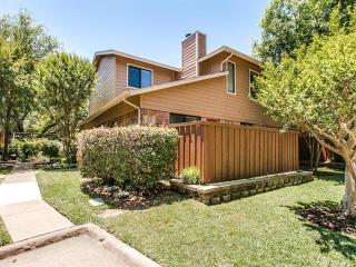 5765 Cedar Creek Dr, Fort Worth TX 76109 exterior